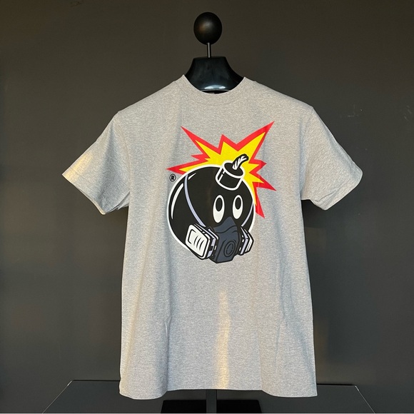 NWT The Hundreds x Obsidian Adam Bomb Gas Mask T-Shirt Men’s Various Sizes - Picture 2 of 8